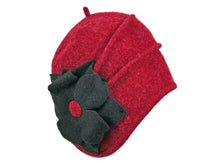 Load image into Gallery viewer, WSC24 20&#39;s Wool Cloche in Berry
